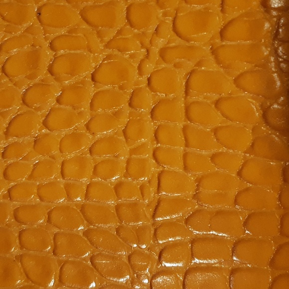 Chinese Laundry Faux-Leather Yellow Clutch - Picture 3 of 5